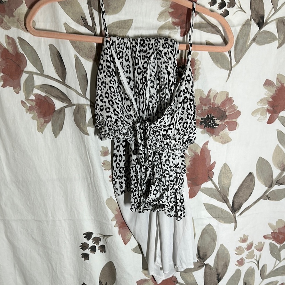 Blue Jay Black and White Patterned Top